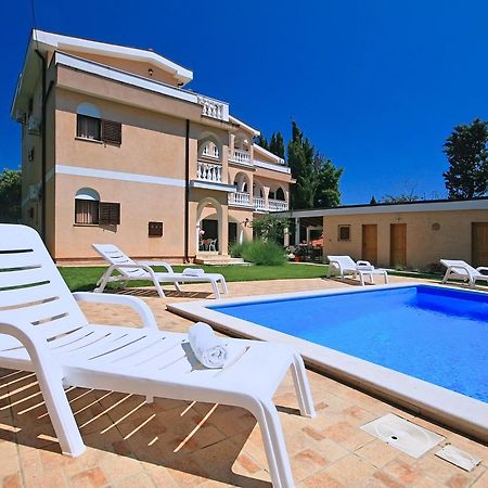 Sun Palace Residence Premantura Exteriér fotografie