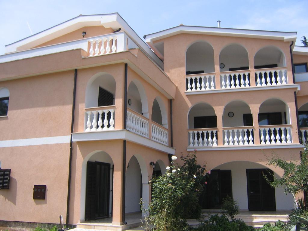 Sun Palace Residence Premantura Exteriér fotografie